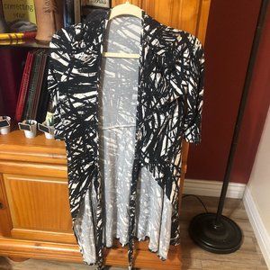 Banana Republic Black and White Front-tie Swimsuit Coverup